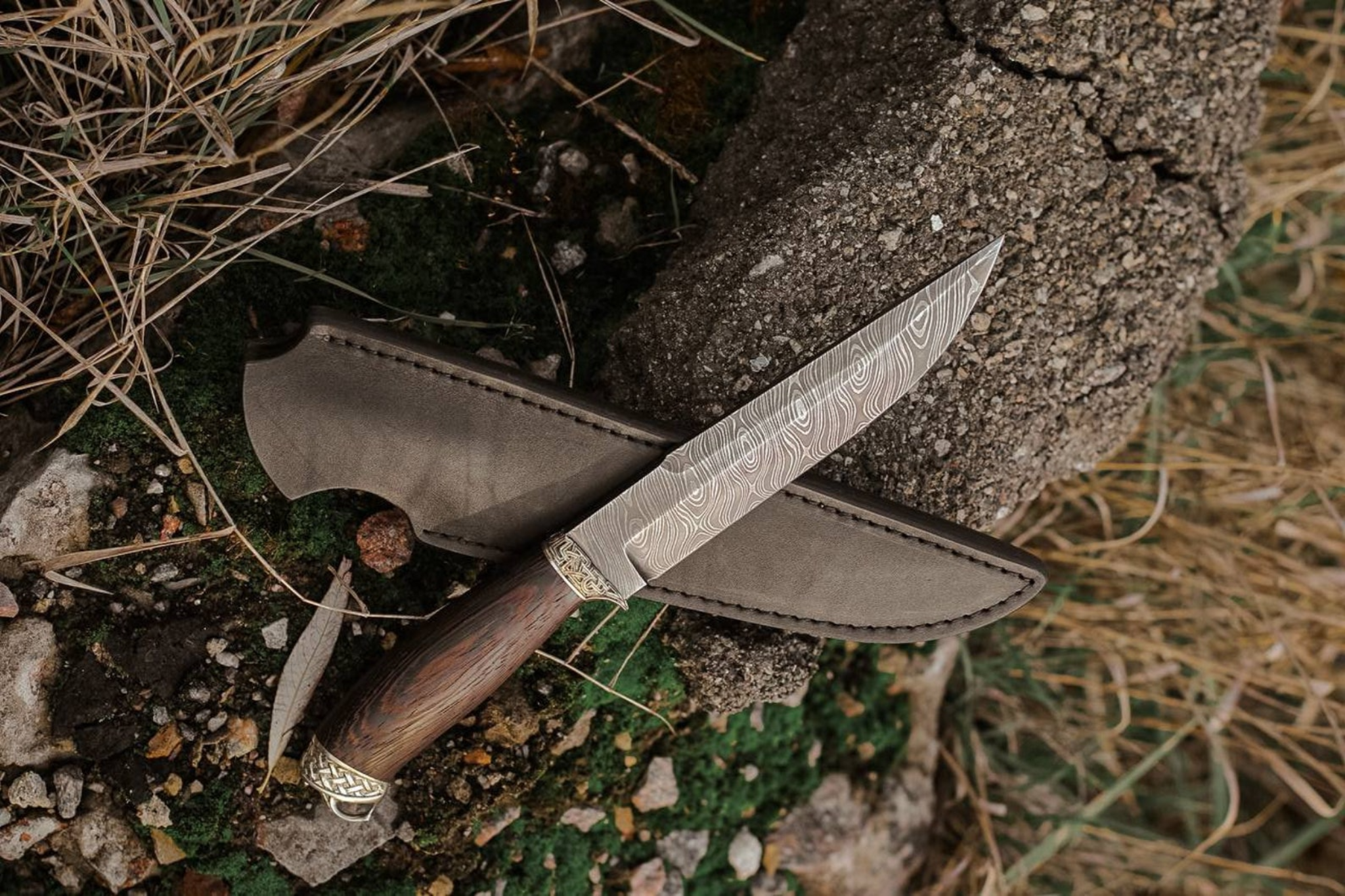 Premium hunting knives Damascus Steel