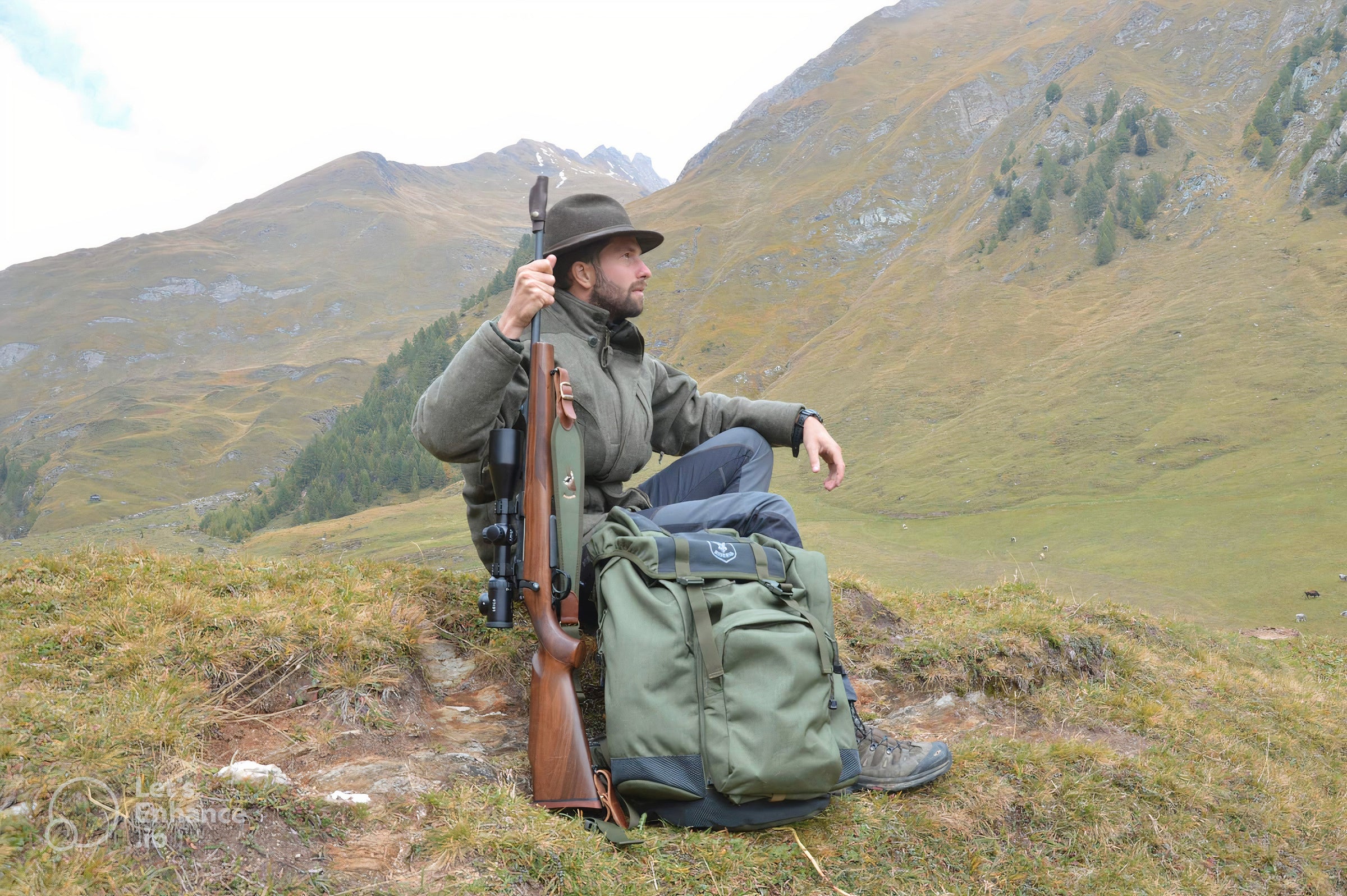 hunting backpack with rifle holder
