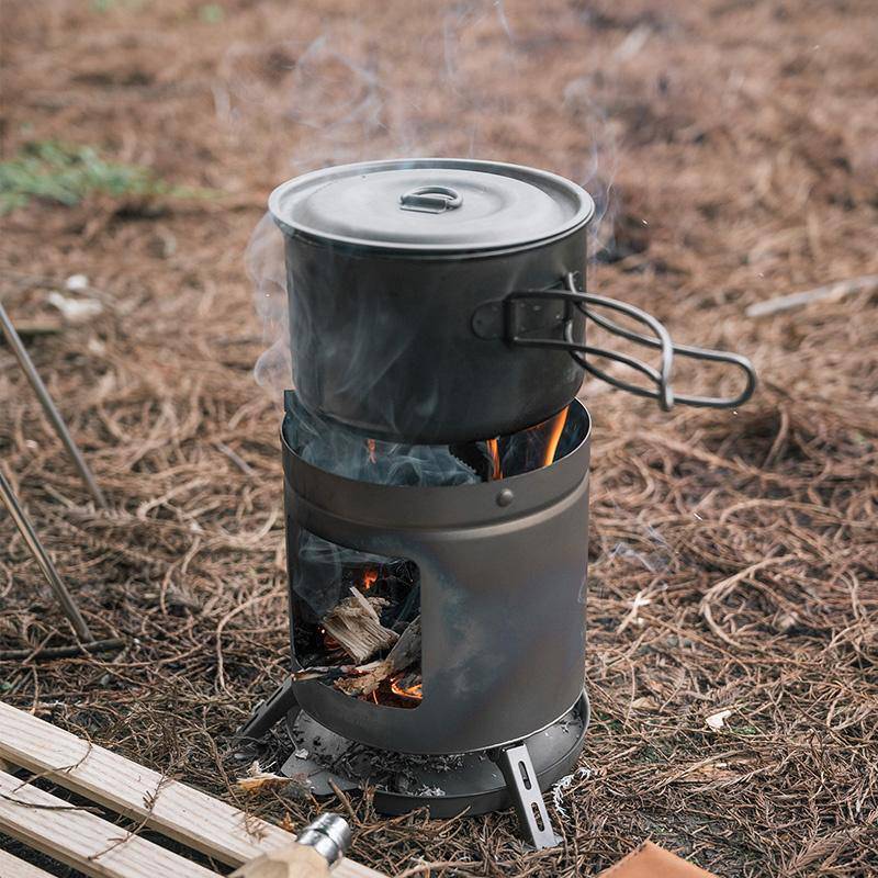 Mini titanium wood Camping Stove - HUNTING CASE