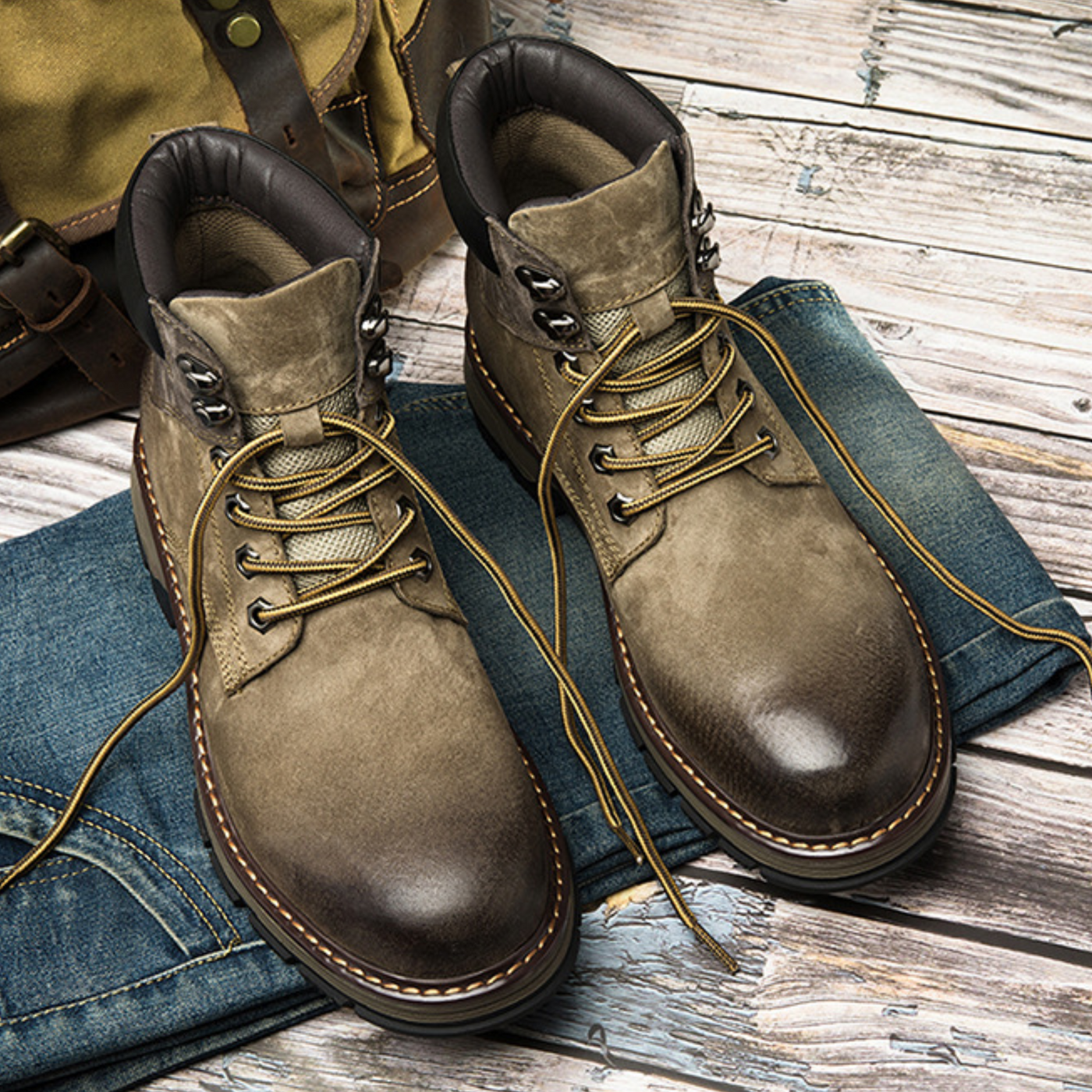 Winter Martin boots with a high-top British style for men