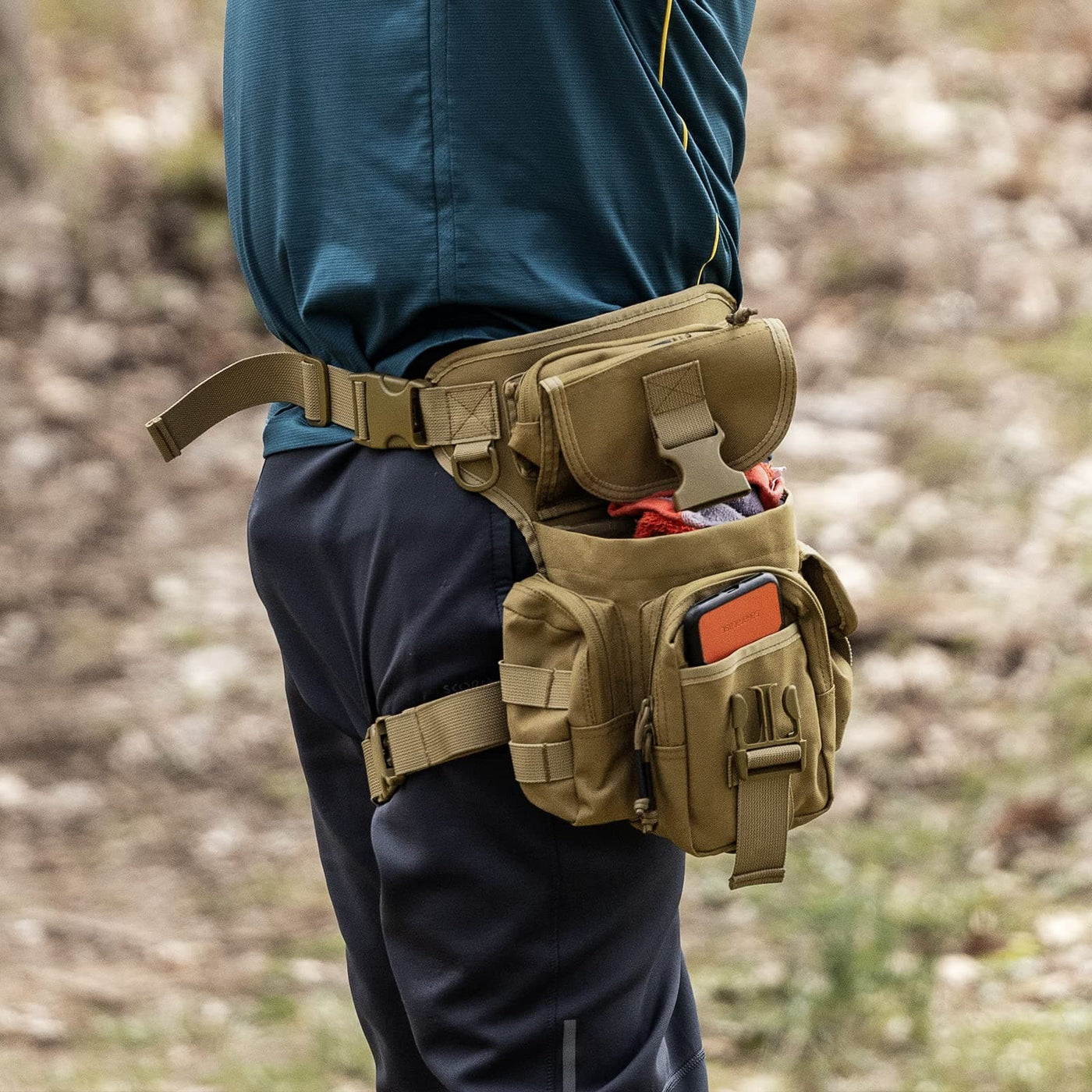 Hunting waist bag with gear loops