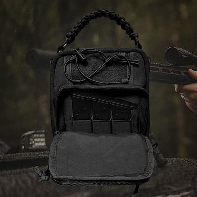 Silent closure hunting waist bag