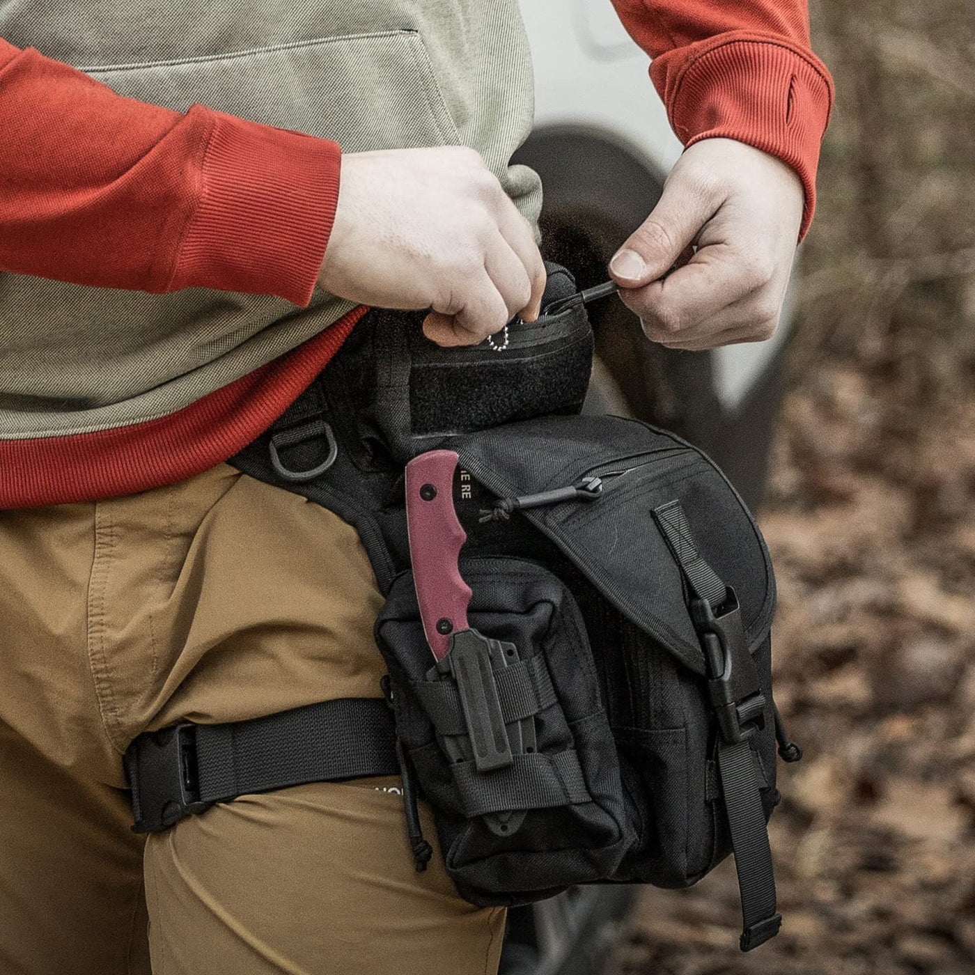 Heavy-duty hunting waist bag