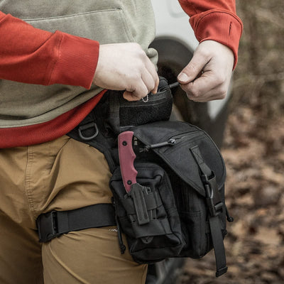 Heavy-duty hunting waist bag