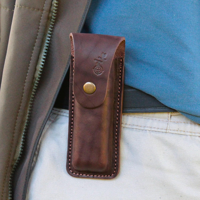 folding knife sheath with adjustable snap closure