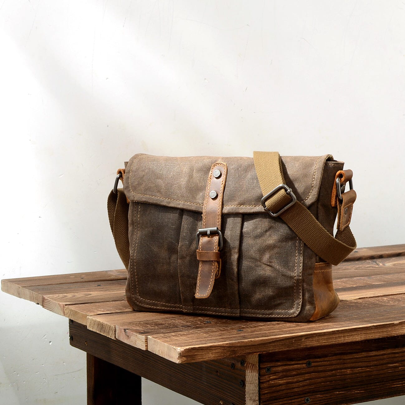 Durable Small Canvas Messenger Bag for Men - HUNTING CASE