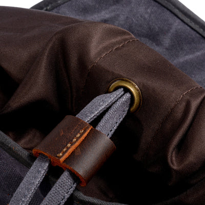 Classic Wax Canvas Backpack for Urban and Outdoor Use - HUNTING CASE