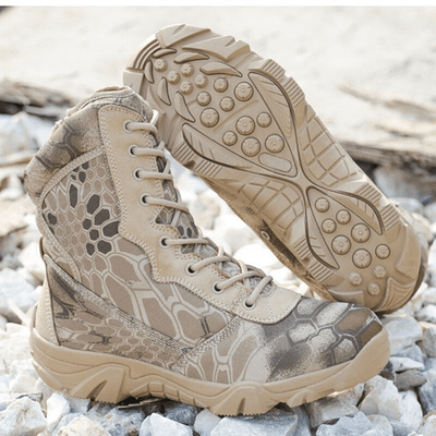 Snake pattern waterproof tactical boots for military use