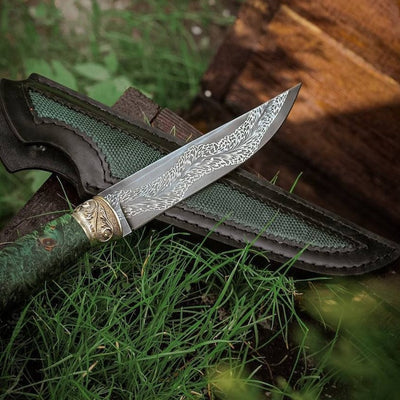 Premium Damascus hunting knife with leather sheath