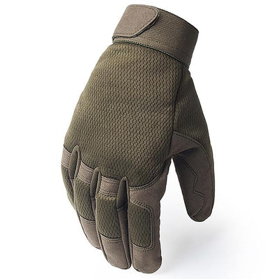 Top picks for tactical gloves with camouflage pattern