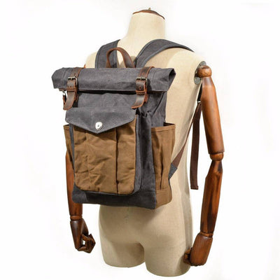 Versatile 20-liter travel backpack with classic canvas and leather