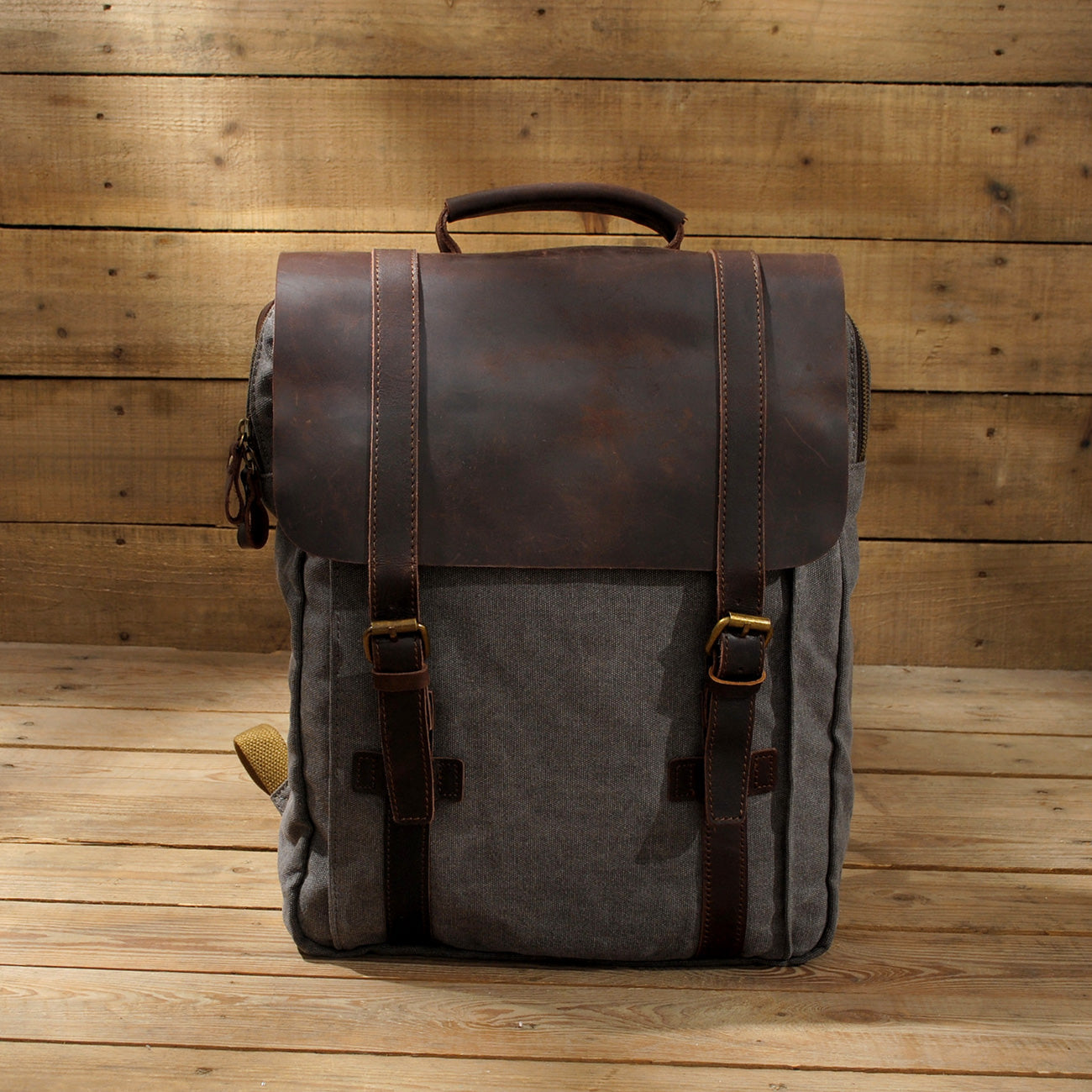 Retro Vintage Bookbag with Multiple Pockets and Stylish Look - HUNTING CASE