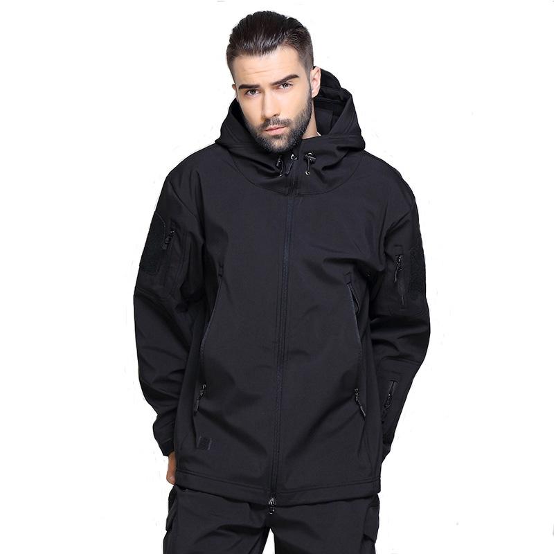 Tactical Softshell Jacket for Outdoor Performance