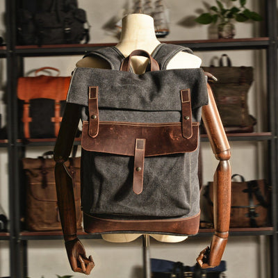 Stylish Waxed Cotton Backpack for Urban and Outdoor Use - HUNTING CASE