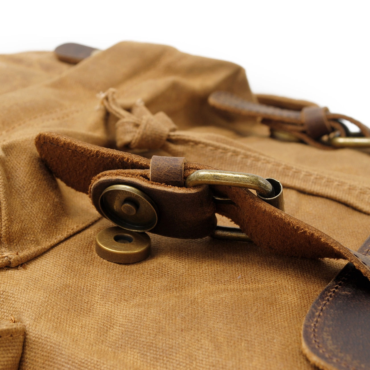 Waxed Canvas Backpack | LATVIA - HUNTING CASE